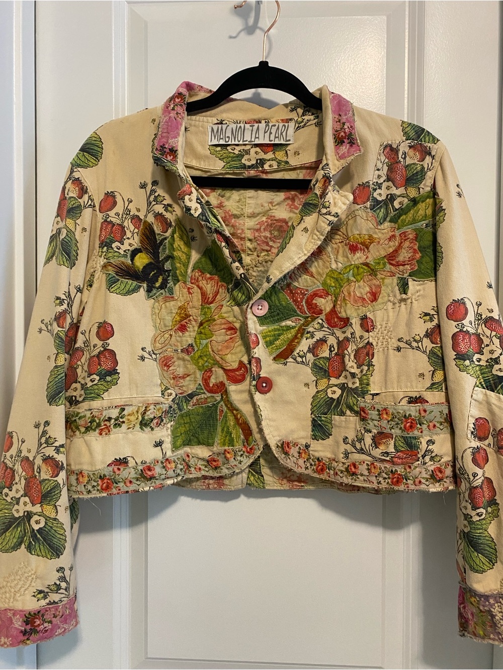 Magnolia Pearl JACKET 657-BLMBR-OS
Printed Cropped Kelley Coat - Picture 6 of 11